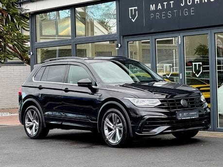 Volkswagen Tiguan R-LINE EDITION TSI DSG