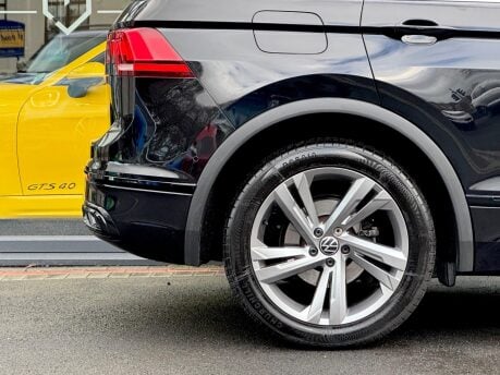 Volkswagen Tiguan R-LINE EDITION TSI DSG 27
