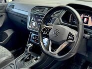Volkswagen Tiguan R-LINE EDITION TSI DSG 20
