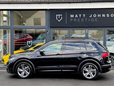 Volkswagen Tiguan R-LINE EDITION TSI DSG 46