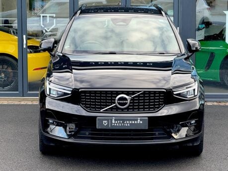 Volvo XC40 B3 PLUS MHEV 32