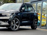 Volvo XC40 B3 PLUS MHEV 26