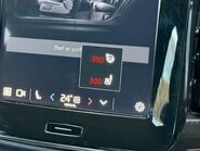 Volvo XC40 B3 PLUS MHEV 12