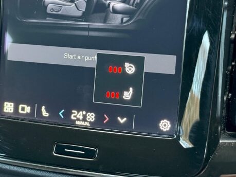 Volvo XC40 B3 PLUS MHEV 12