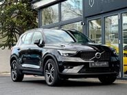 Volvo XC40 B3 PLUS MHEV 5