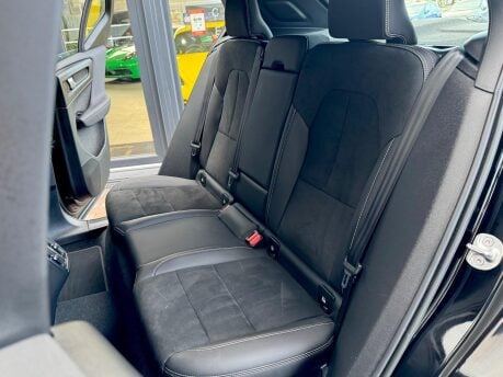 Volvo XC40 B3 PLUS MHEV 46