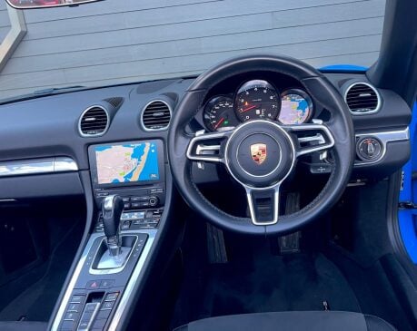 Porsche 718 BOXSTER PDK 17