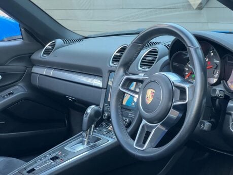 Porsche 718 BOXSTER PDK 24