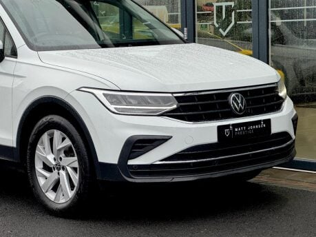 Volkswagen Tiguan LIFE TSI DSG 5