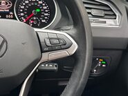 Volkswagen Tiguan LIFE TSI DSG 15