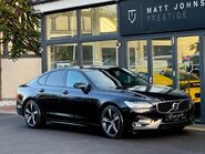 Volvo S90 T4 R-DESIGN PLUS 1