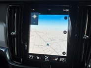 Volvo S90 T4 R-DESIGN PLUS 27