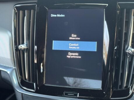 Volvo S90 T4 R-DESIGN PLUS 47