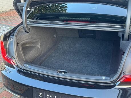 Volvo S90 T4 R-DESIGN PLUS 42