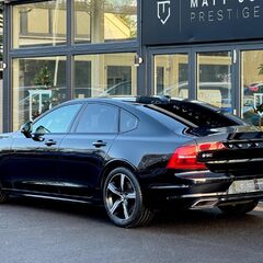 Volvo S90 T4 R-DESIGN PLUS 2