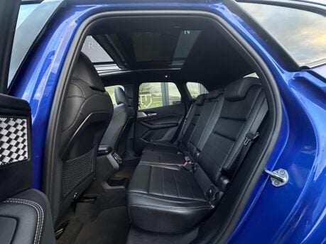 BMW 2 Series 223I M SPORT ACTIVE TOURER MHEV 36