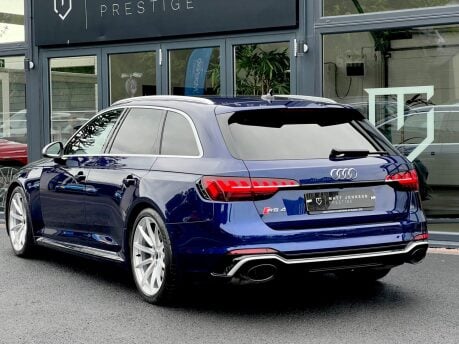 Audi RS4 RS 4 TFSI QUATTRO 4