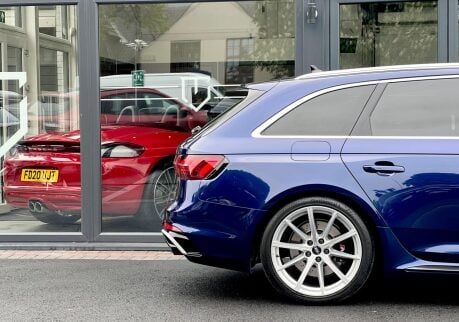 Audi RS4 RS 4 TFSI QUATTRO 9