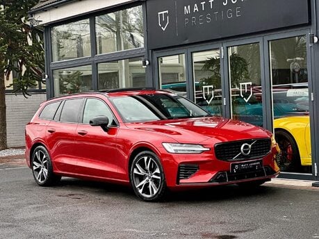 Volvo V60 RECHARGE T6 R-DESIGN AWD