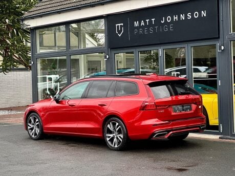 Volvo V60 RECHARGE T6 R-DESIGN AWD 23