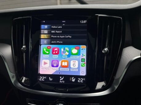 Volvo V60 RECHARGE T6 R-DESIGN AWD 42