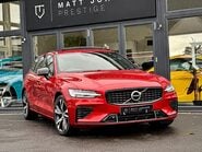 Volvo V60 RECHARGE T6 R-DESIGN AWD 10