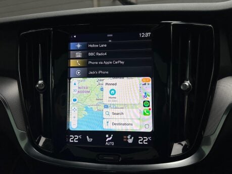 Volvo V60 RECHARGE T6 R-DESIGN AWD 44