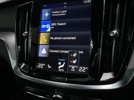 Volvo V60 RECHARGE T6 R-DESIGN AWD 50