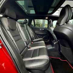 Volvo V60 RECHARGE T6 R-DESIGN AWD 3