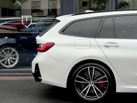 BMW 3 Series 330E M SPORT PHEV 27