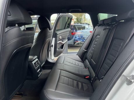 BMW 3 Series 330E M SPORT PHEV 15