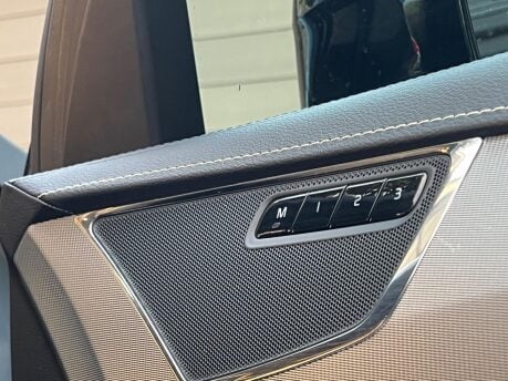 Volvo XC90 T8 TWIN ENGINE R-DESIGN AWD 17