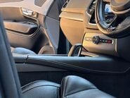 Volvo XC90 T8 TWIN ENGINE R-DESIGN AWD 19