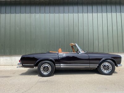 Mercedes-Benz W113 280SL
