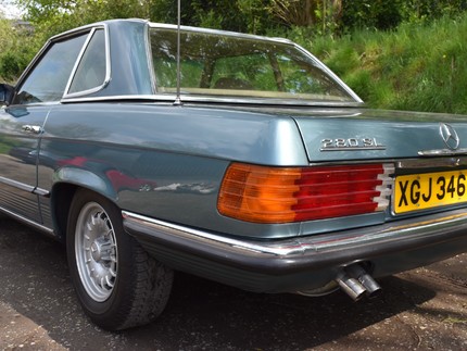 Mercedes-Benz R107 280SL 17