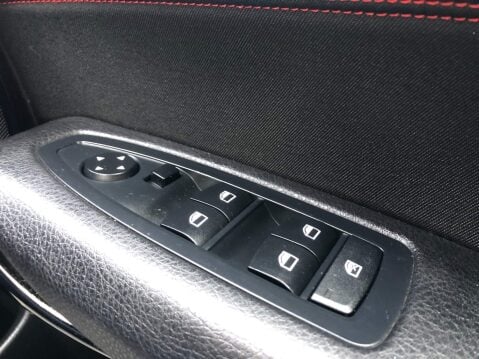 BMW 1 Series 118D SPORT 33
