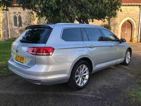 Volkswagen Passat SE BUSINESS TDI BLUEMOTION TECH DSG 18