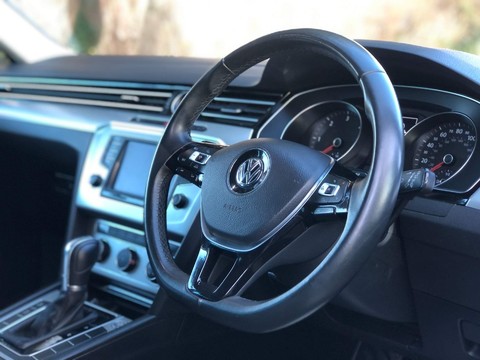 Volkswagen Passat SE BUSINESS TDI BLUEMOTION TECH DSG 34