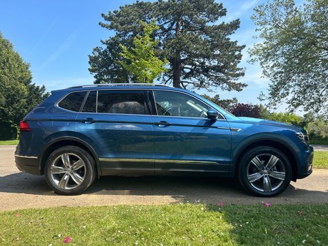 Volkswagen Tiguan Allspace SEL TDI 17