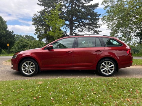 Skoda Octavia ELEGANCE TSI DSG 16