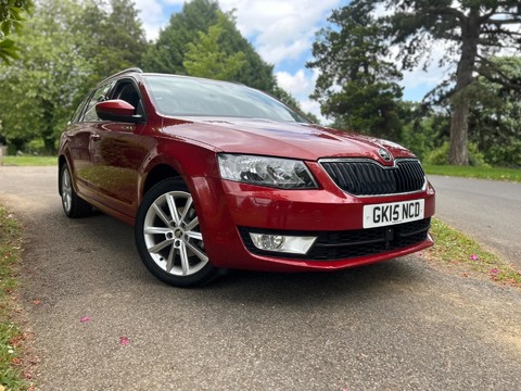 Skoda Octavia ELEGANCE TSI DSG 1