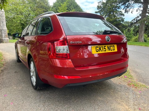 Skoda Octavia ELEGANCE TSI DSG 22