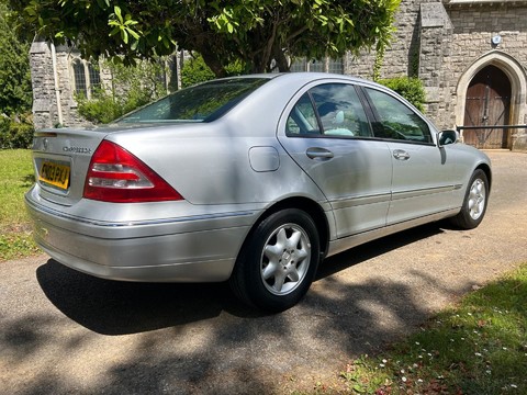 Mercedes-Benz C Class C200 KOMPRESSOR ELEGANCE SE 17