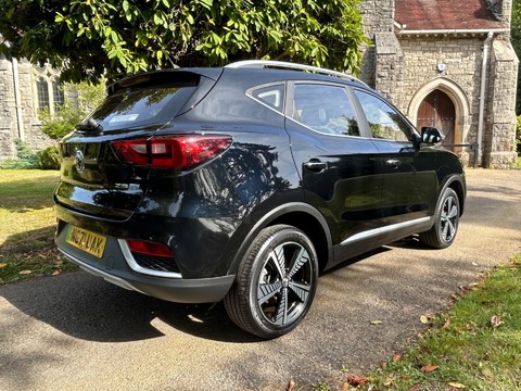 MG ZS EXCITE 17