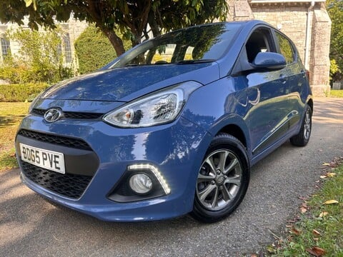 Hyundai i10 PREMIUM 12