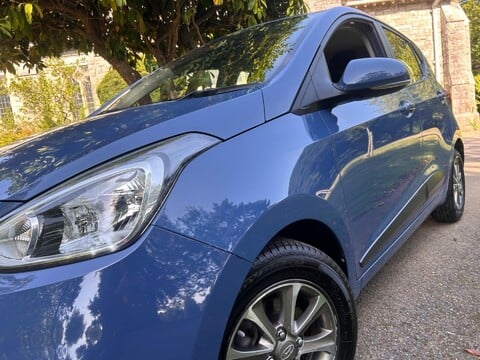 Hyundai i10 PREMIUM 33