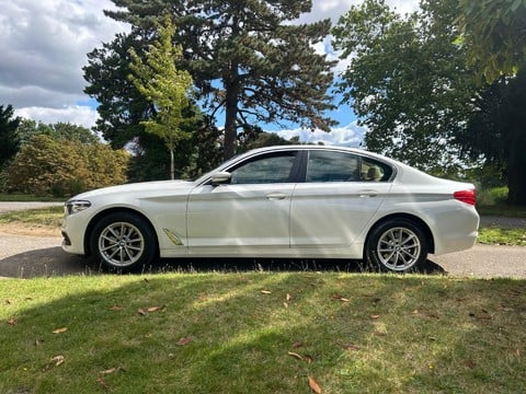 BMW 5 Series 520D SE MHEV 18