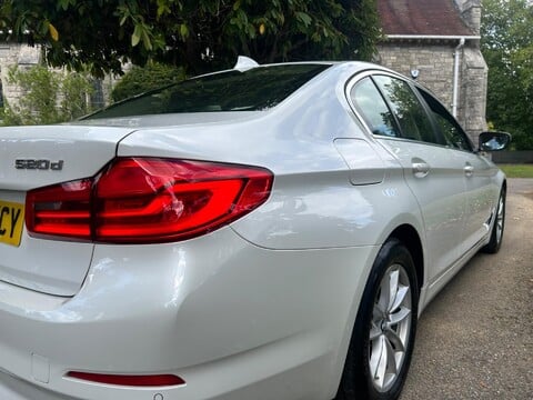 BMW 5 Series 520D SE MHEV 41