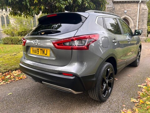 Nissan Qashqai DIG-T TEKNA 22