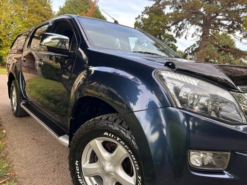 Isuzu D-Max TD YUKON DCB 38